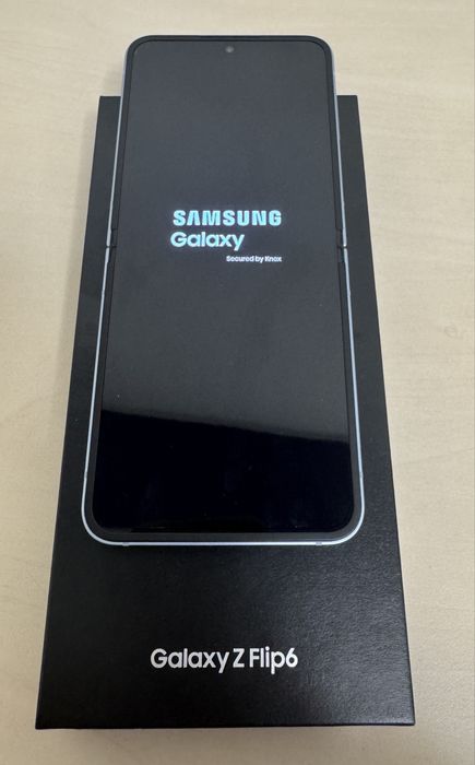 Samsung Galaxy Z Flip6 256Gb Blue