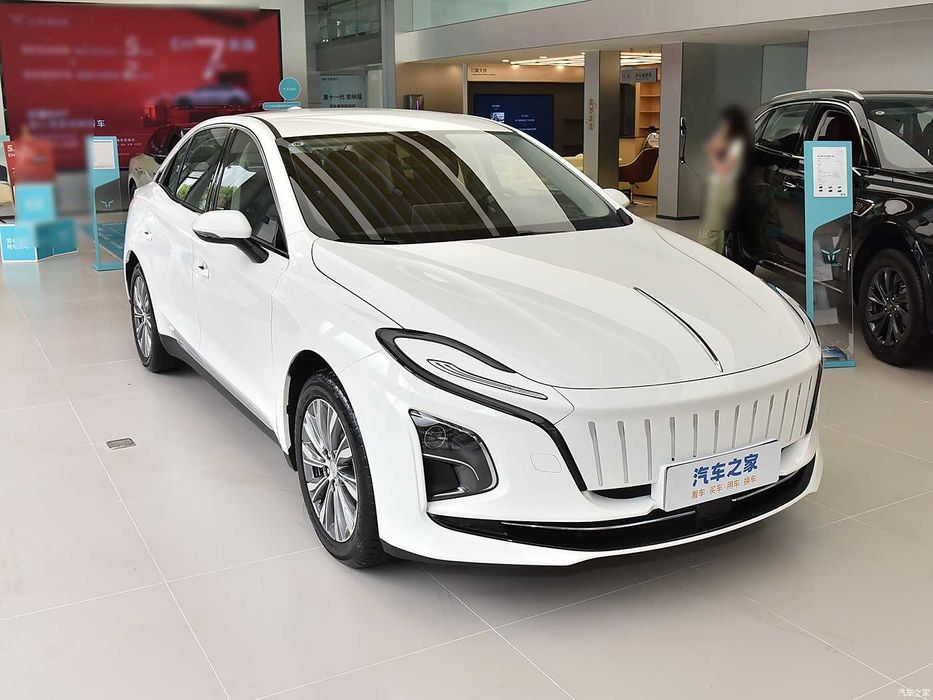 Hongqie E-QM5 500km 2025 nasiyaga