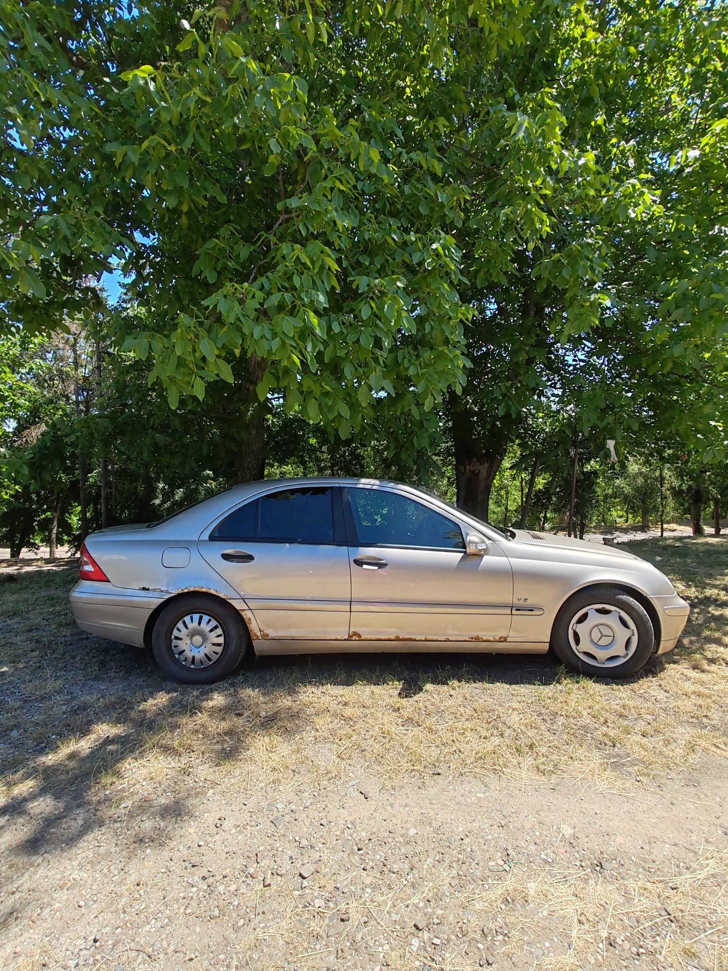 Mercedes Benz, an 2000