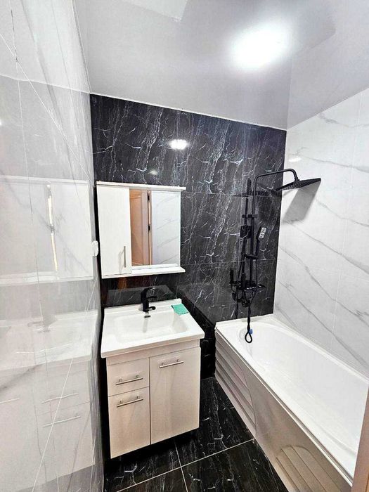 Продаётся 1х квартира на 4 этаж орр 7-МИКР