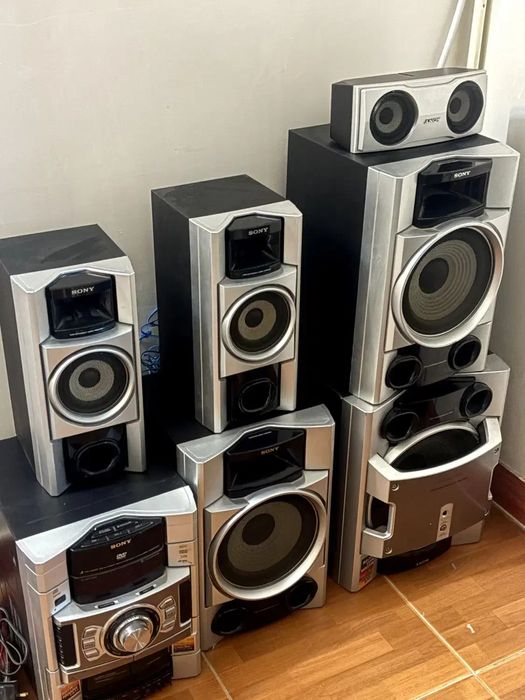 Sony mhc gn1200d hamma joyi ishlaydi ideal  bass va ovozi kuchli