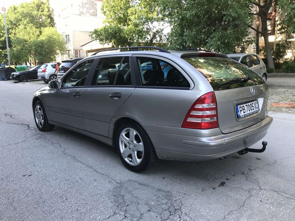 Mercedes c200 kompressor Фейслифт Газов Инжекцион