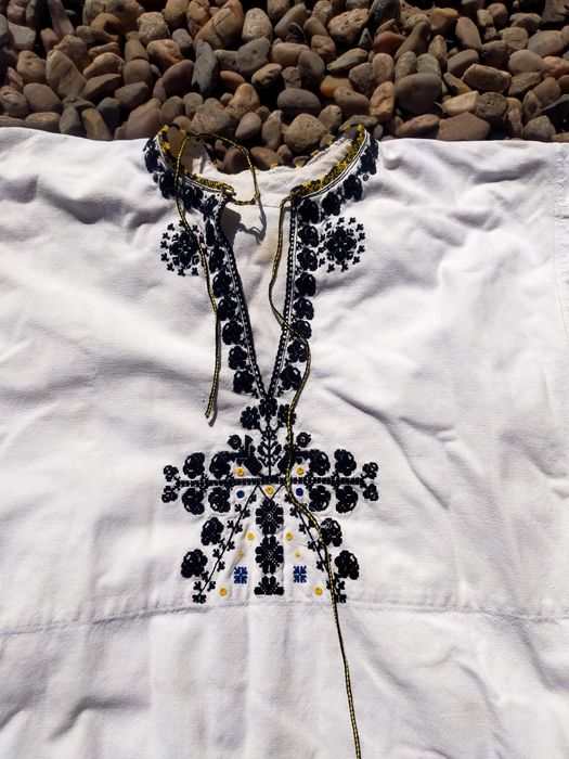 Lot piese costum popular Romanesc Zona orastie
