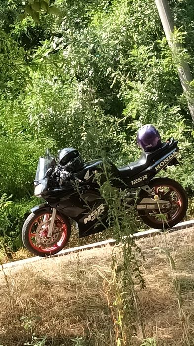 Vând honda nsr 125 în 2t