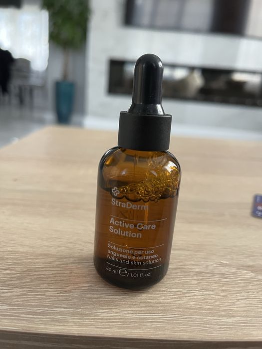 Straderm active solution