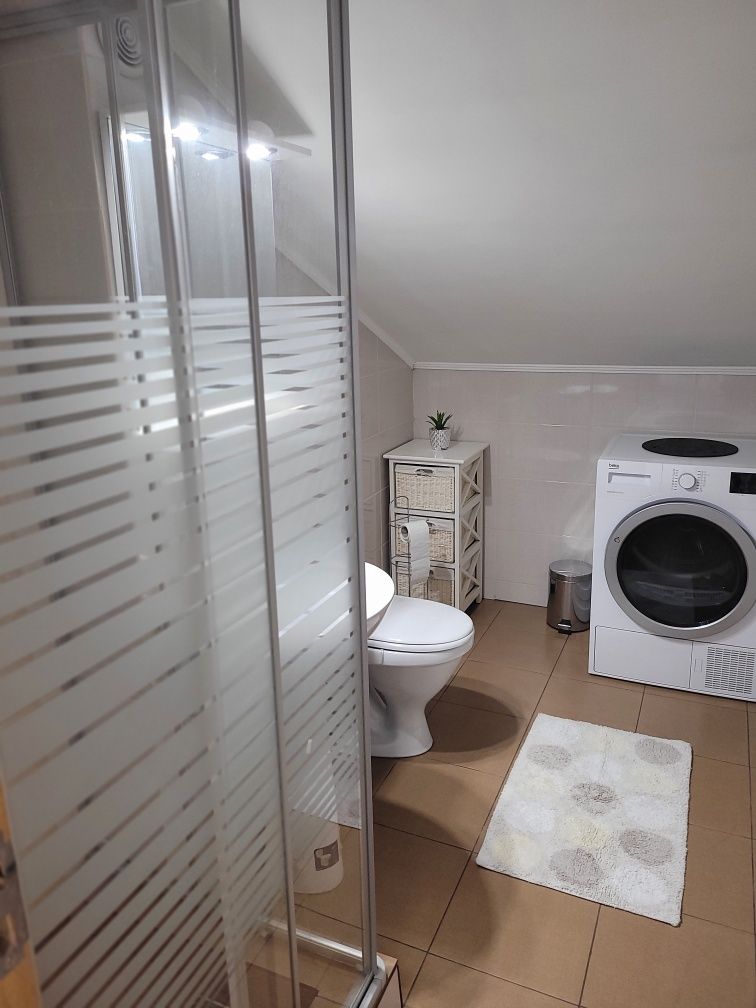 Apartament 4 camere pe 2 nivele