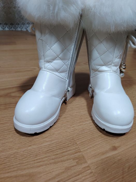 Cizmulițele  albe fetiță  nr27