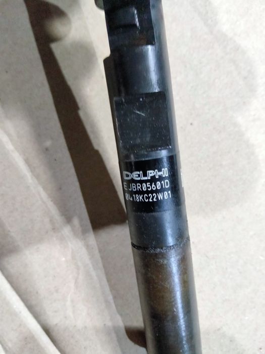 Injector/injectoare Renault Megane 3  1, 5 dci euro5. DELPHII
