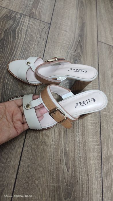 Продается женская летняя обувь