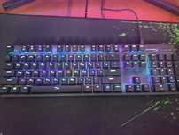 Игровая клавиатура HyperX механическая
