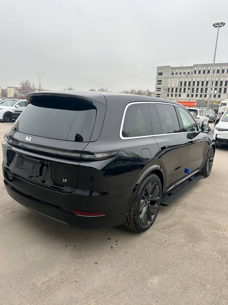 Li 9 Ultra Restayling 2025