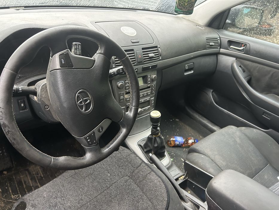 Тойота авенсис т25 2,2д-кат 177кс.На части/toyota avensis t25 2,2d-cat