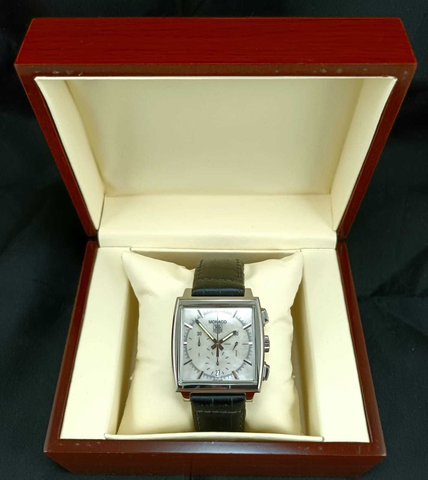 Ceas TAG HEUER Monaco cronograph impecabil cadran mother pf pearl