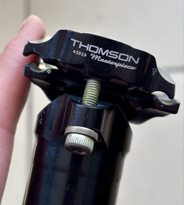 Колче за седалка на колело Thomson Masterpiece Setback 30.9