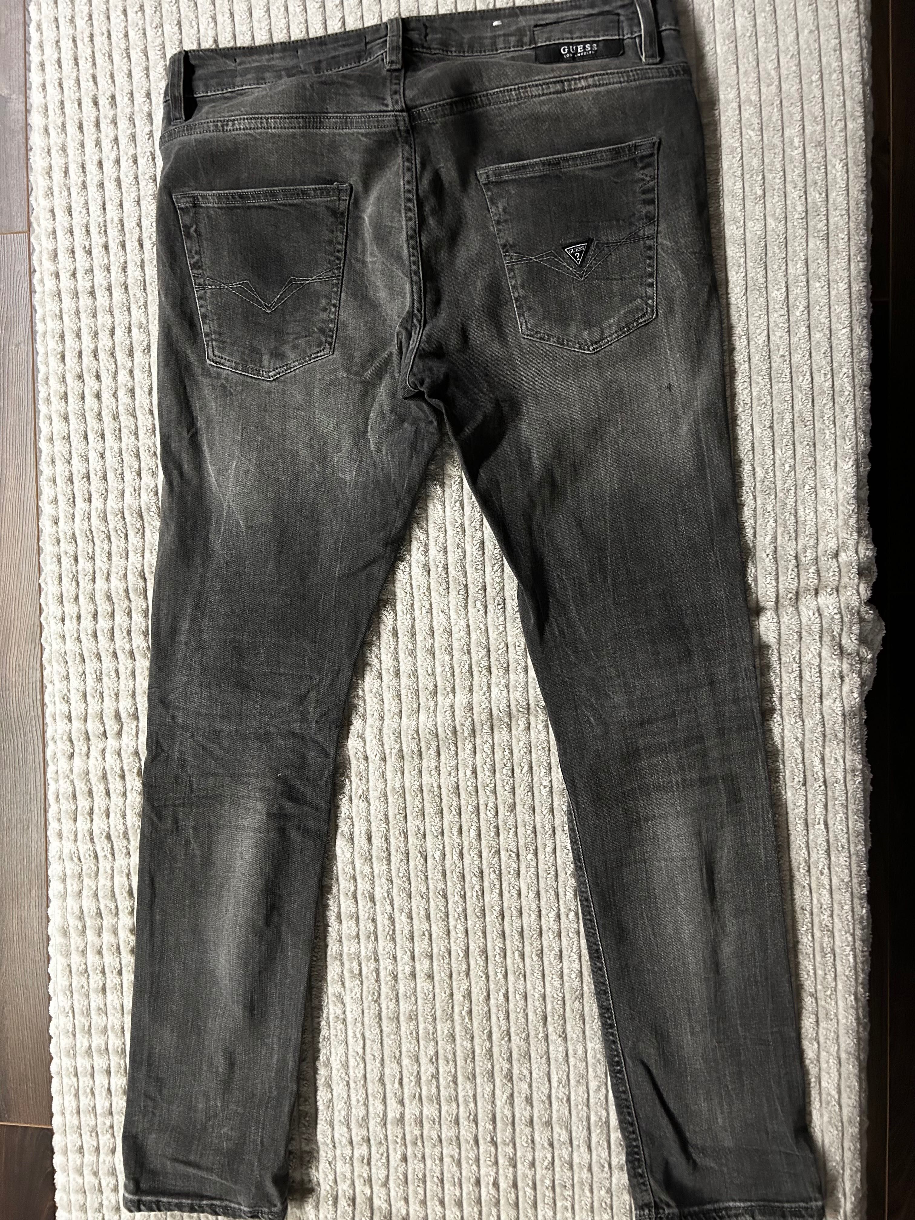 Мъжки дънки Guess Chris Skin Tight Grey