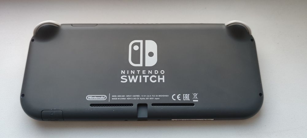 Nintendo switch lite