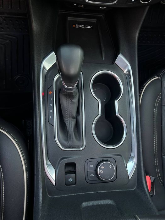 Traverse 2023 qora rangda