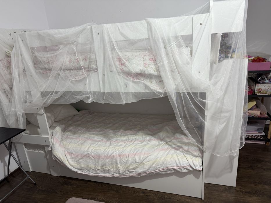 Vand pat supraetajat copii,alb