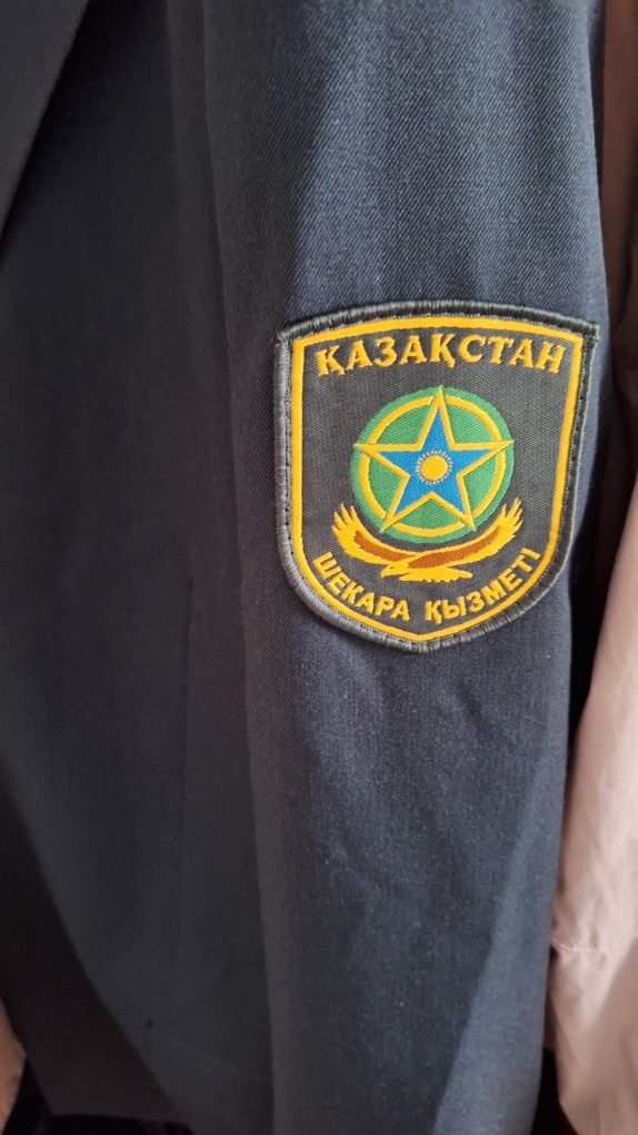 Продам  парадную форму новая