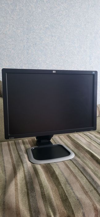 HP монитор компьютерный