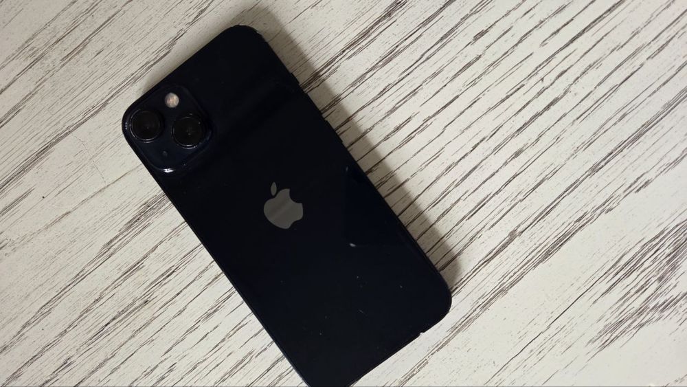 iPhone 13