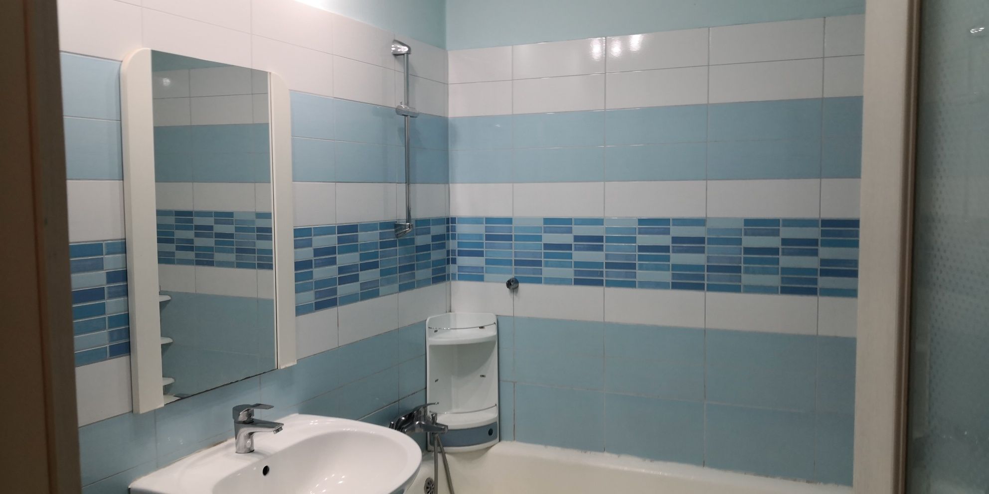 Inchiriez apartament 3 camere zona Liliacului Deva