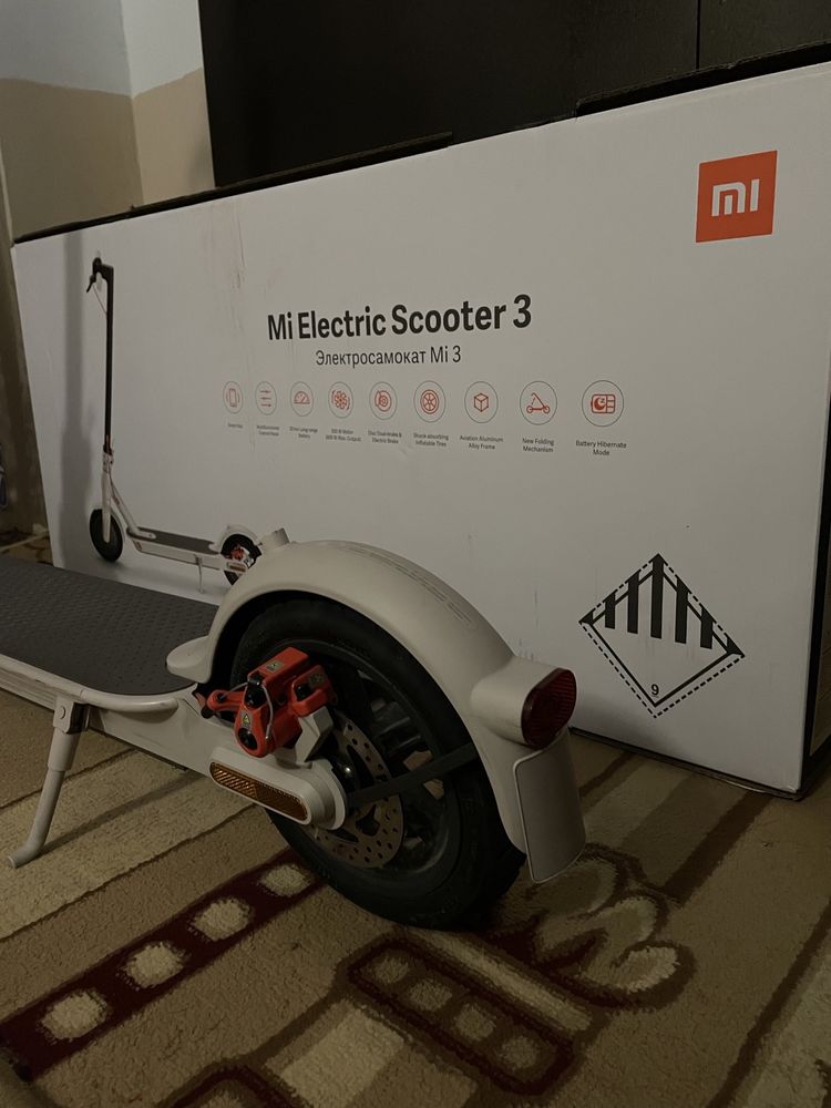 Срочно продам Mi electro scooter 3 2022