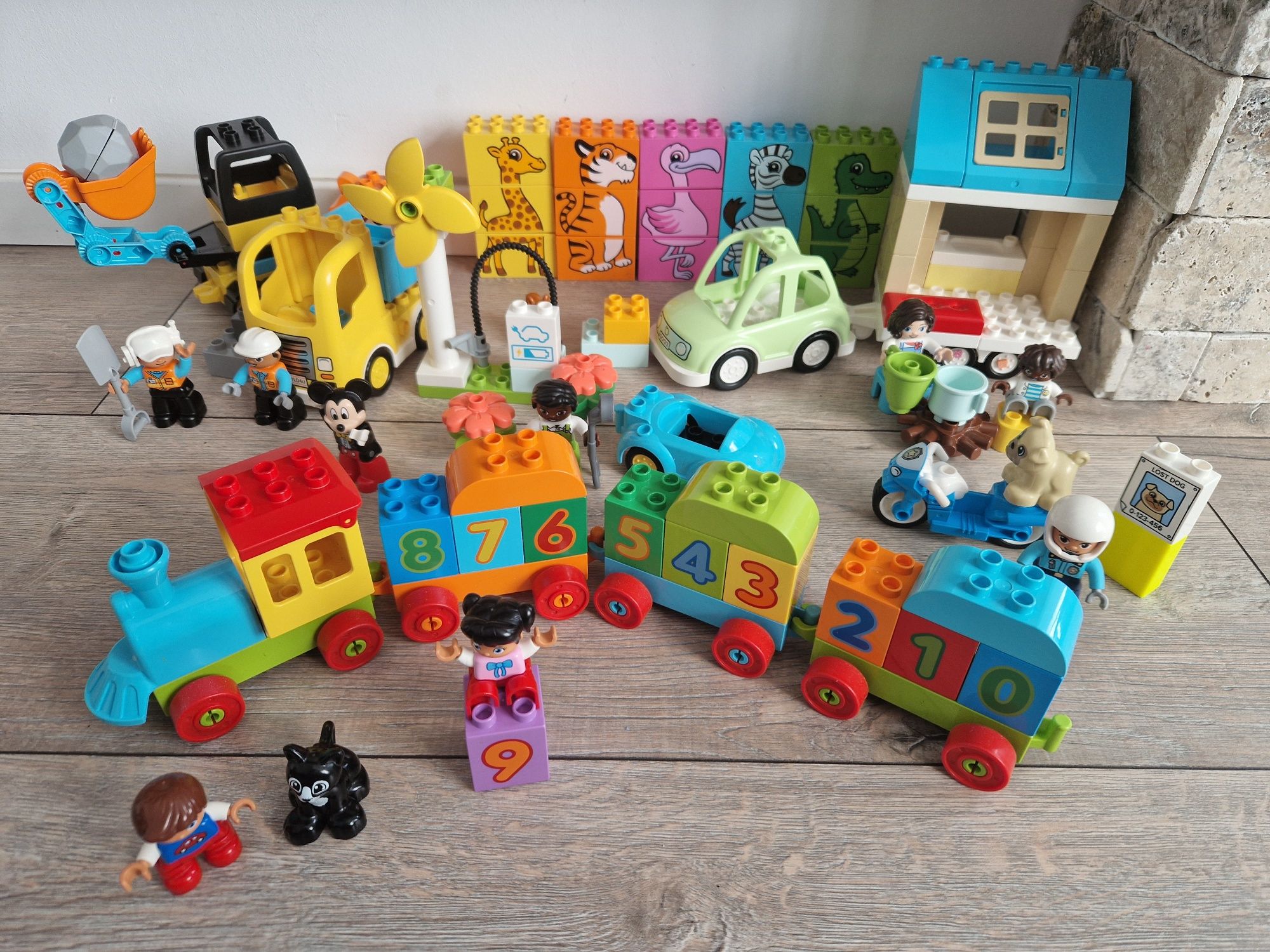 Vând 6 seturi Lego Duplo
