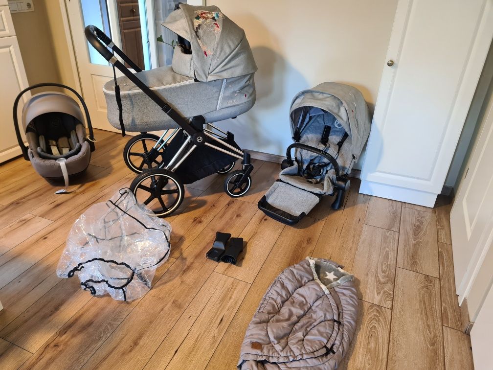 Cybex Priam Platinum Koi cu cadru chrome 3 in 1