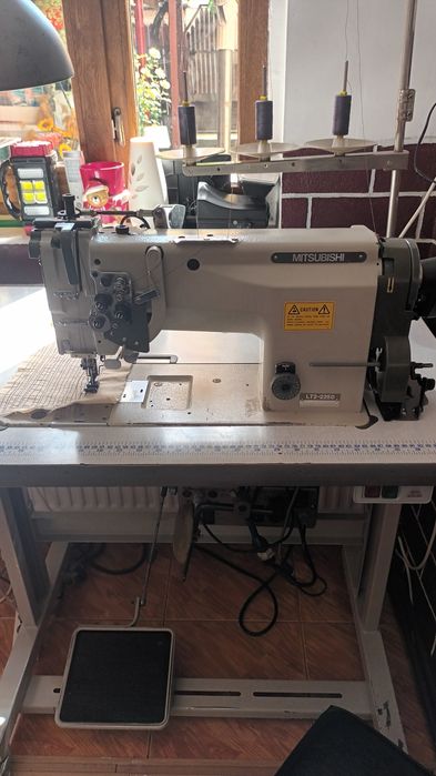 Masina de cusut JUKI UNION SPECIALcu 5 ace 36200AJZ  FLATLOK  FLATSEAM