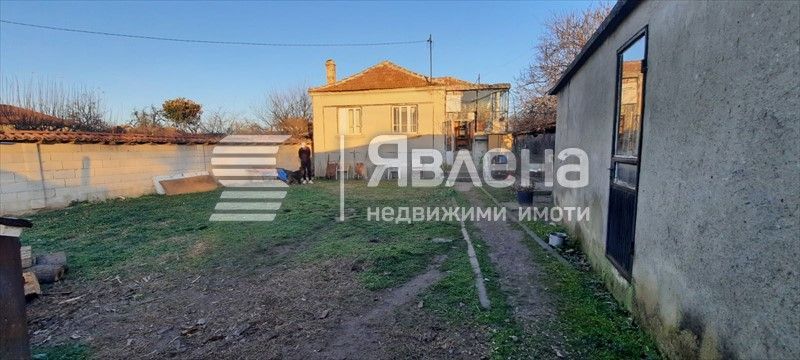 Продажба на къща в с.Приселци