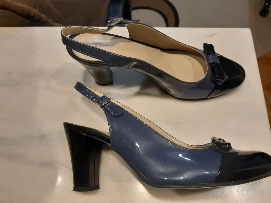 Vând pantofi damă