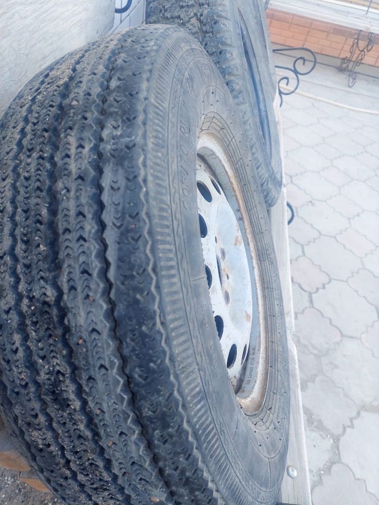 Продам комплект колес