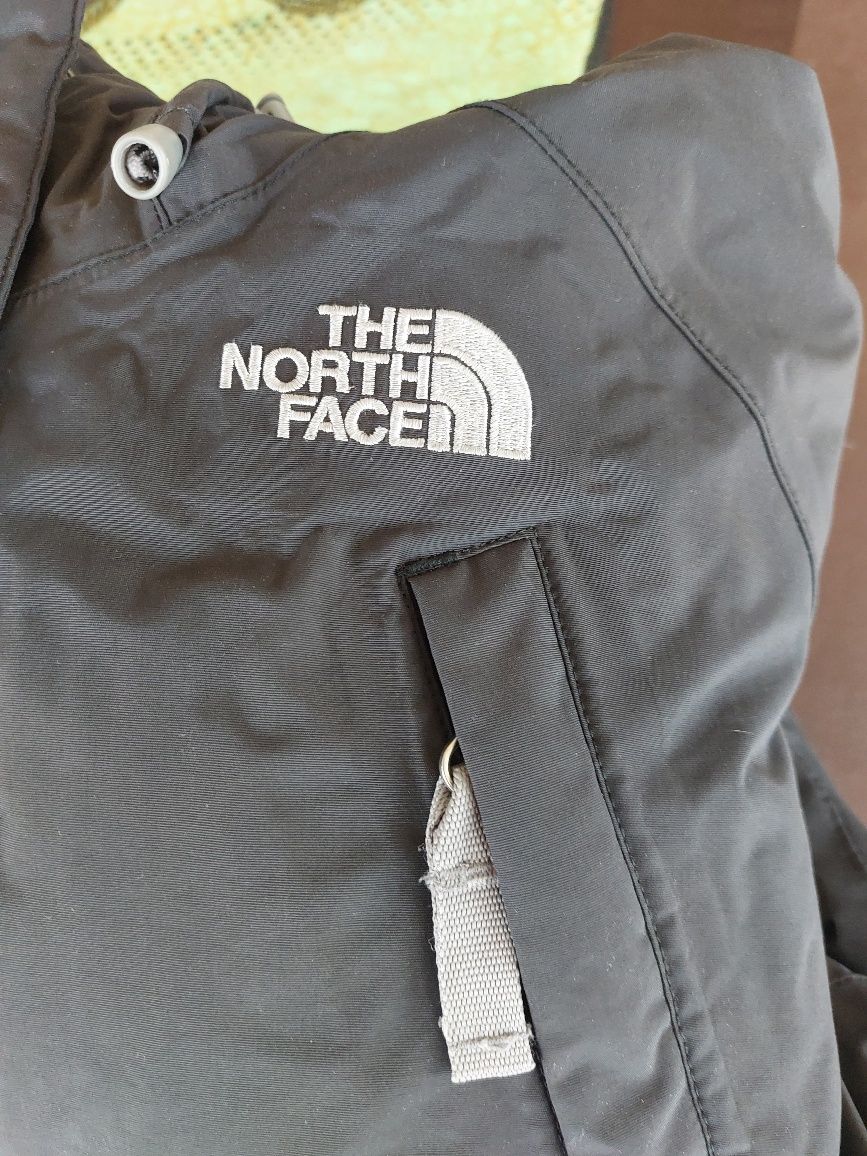 North face  яке S намалено 50 лв