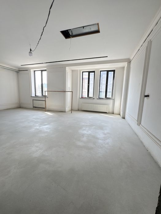 Продается Евро Дом на Амир Тимура 5 сот 10 ком 3 уровнья 80% ремонт