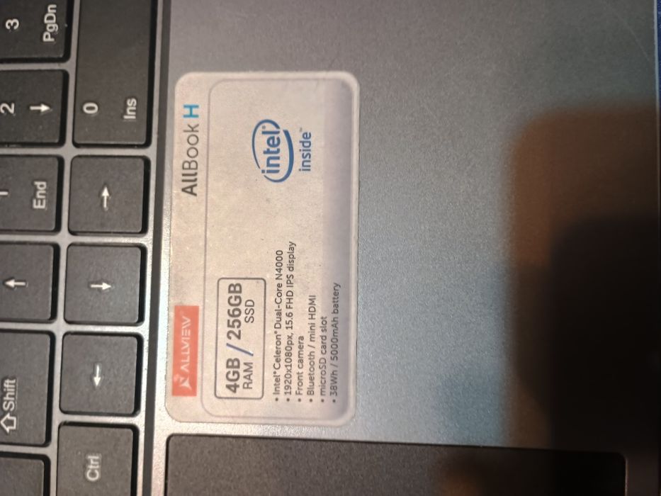 Vând laptop Allview allbook H