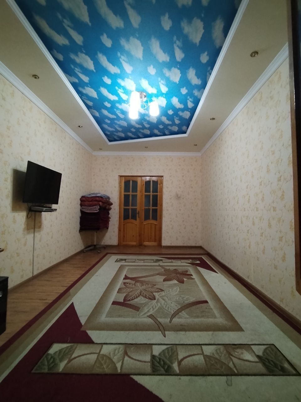 Продается 3/4/5 квартира Ахмад Югнаки.
