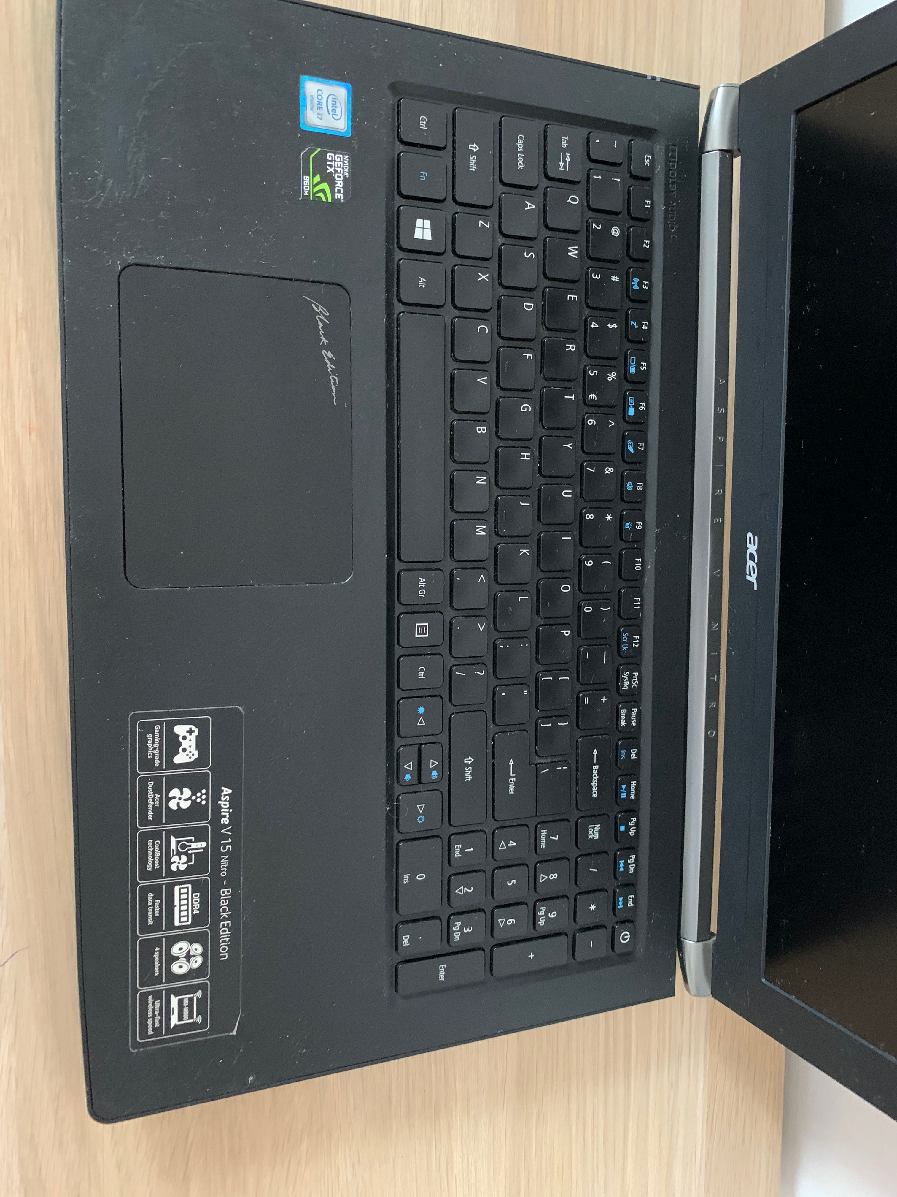 Laptop Acer Aspire V Nitro-Black Edition