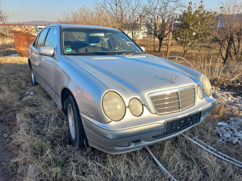 Mercedes Benz E-class w210 2.0 На Части