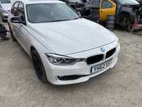 Dezmembrez bmw 318d F30. N47D20C