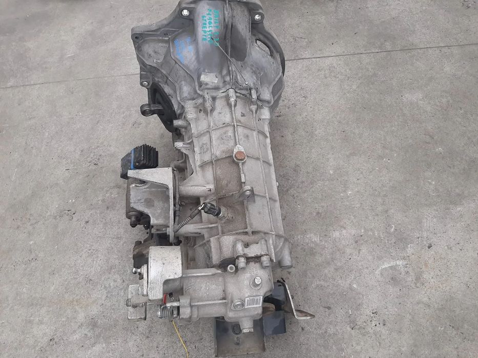 cutie viteze manuala 6+1 trepte  2.3 hpi iveco daily 6 basculabil  35-140  2019  8873771