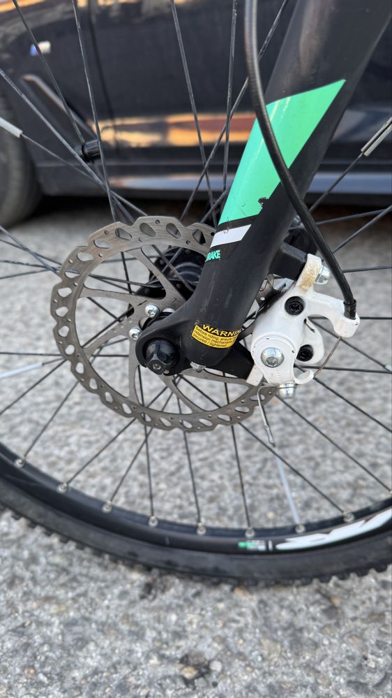 Bicicleta MTB B-twin Rockrider 700