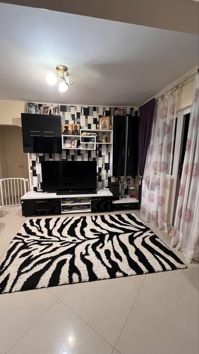 Apartament de vanzare, 3 camere, zona Eden