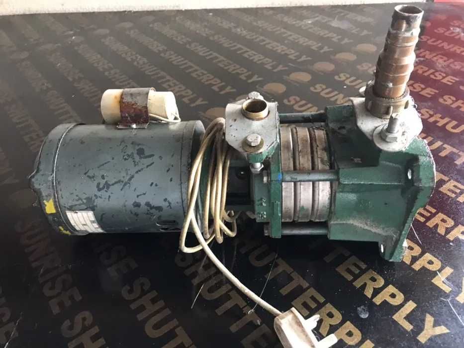 Водна помпа 220волта за гореща вода