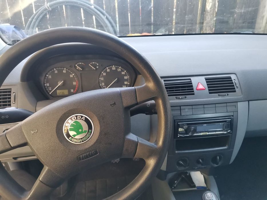 Skoda Fabia 1.2 benzină 2002