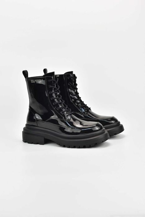 Дамски Боти Karl Lagerfeld BROOKE Hi Lace Boot Lthr 1BP Black Patent