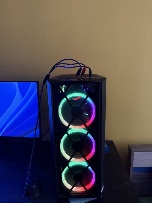 Ryzen 5 5600x GEFORCE RTX 4060 32 RAM +монитор и други.