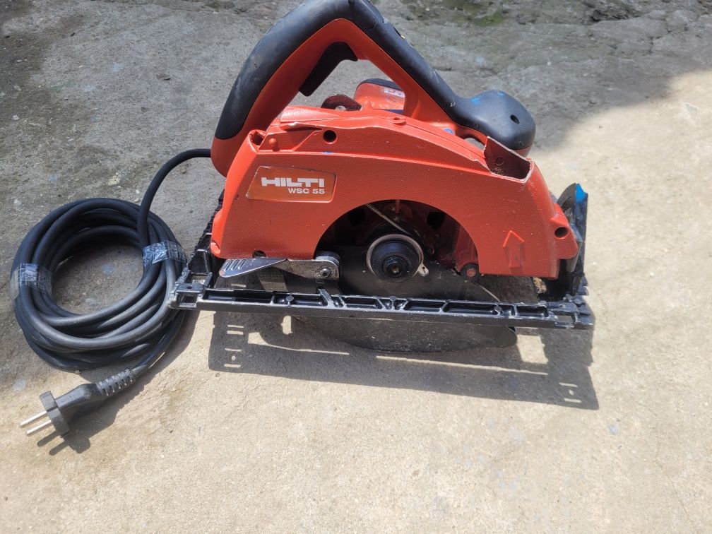 Circular Hilti impecabil