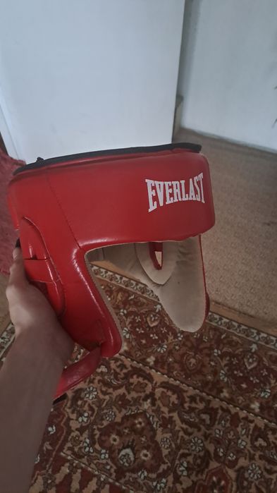 Продам шлем для бокса