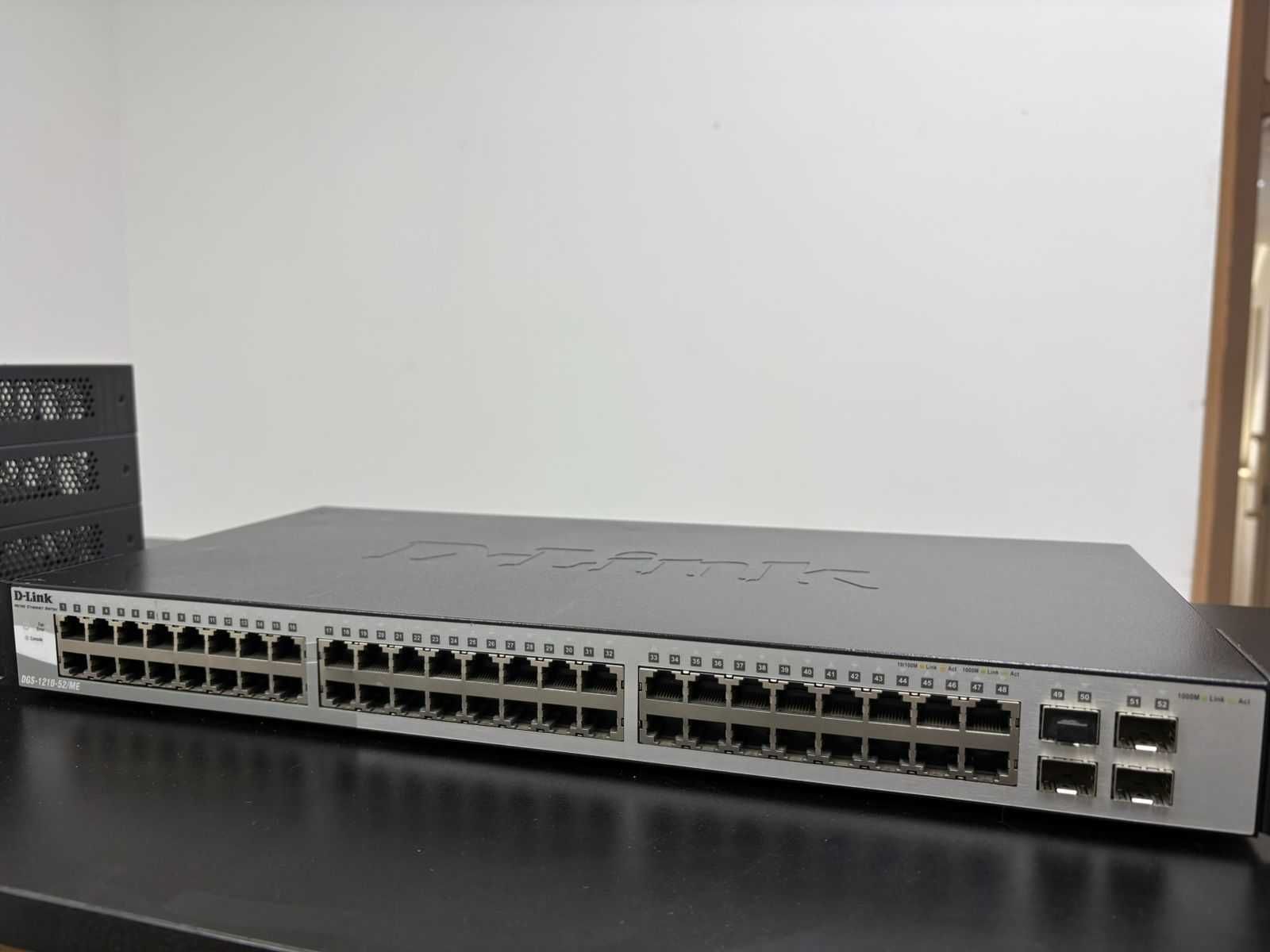Gigabit управляемый коммутатор / свитч D-Link 52 портов и TP-Link 24